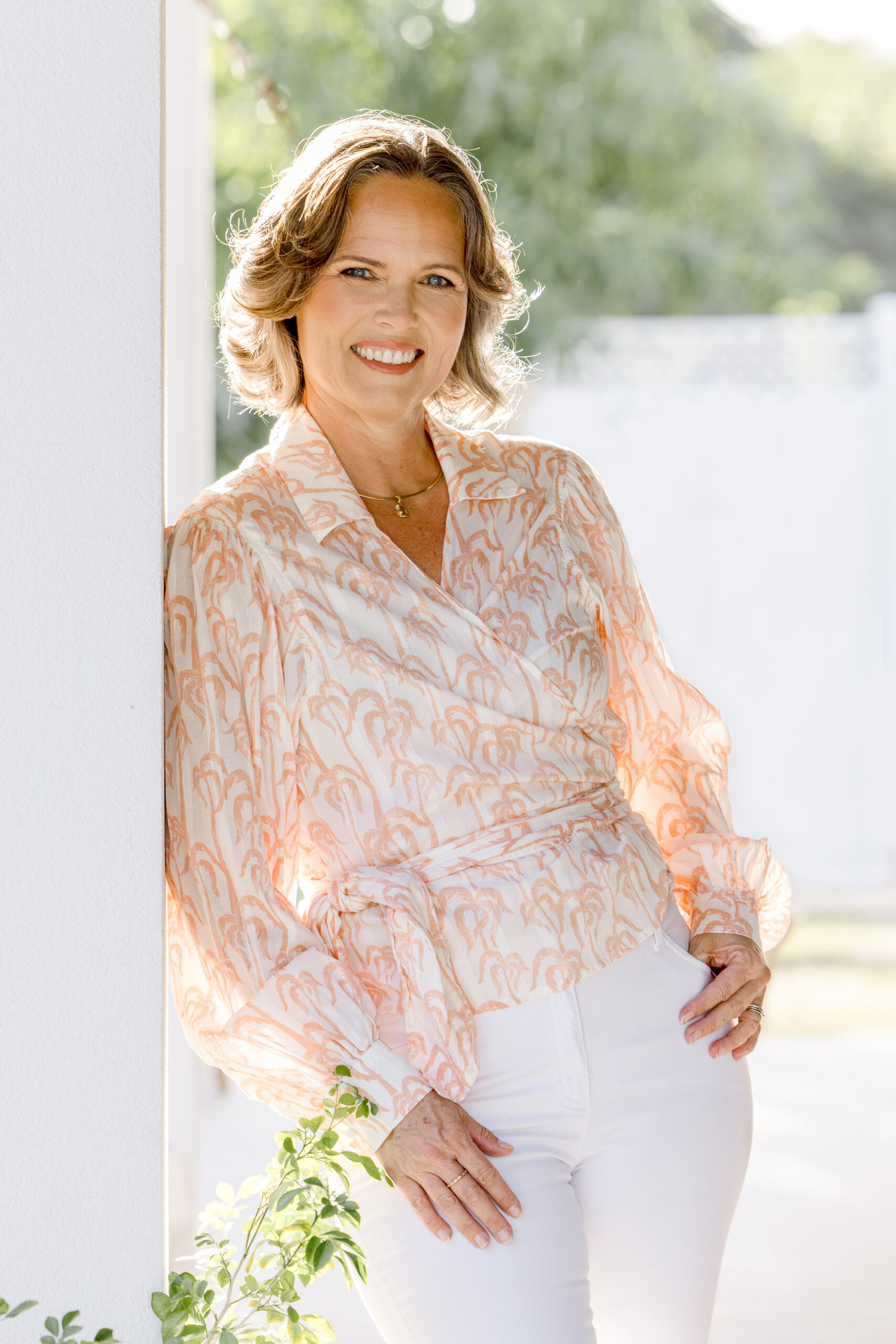 Janet Jarchow Cayman Portrait and Wedding Photographer