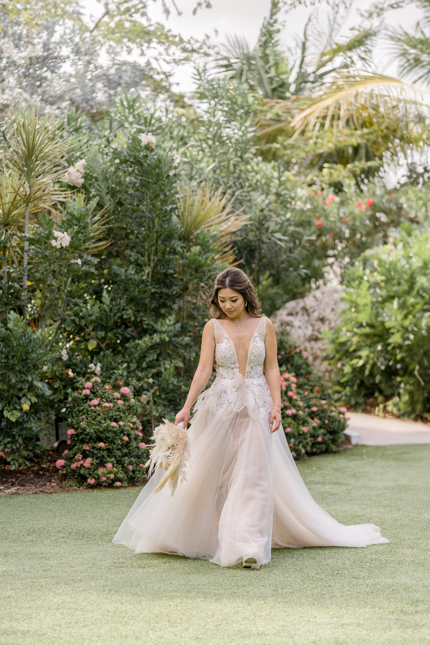 Kimptson Seafire Cayman bride